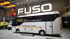 Mitsubishi Fuso memperkenalkan varian baru Canter FE 84G BCL atau Canter Extra Long Bus pada ajang Gaikindo Indonesia International Auto Show (GIIAS) 2026.