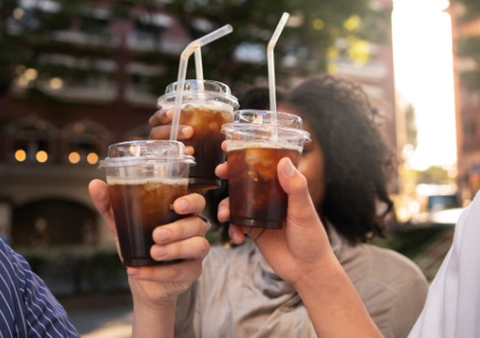 Lahir di bulan Januari? Classic Iced Americano disebut paling cocok dengan karaktermu yang tegas dan dapat diandalkan./ Foto: magnific.com