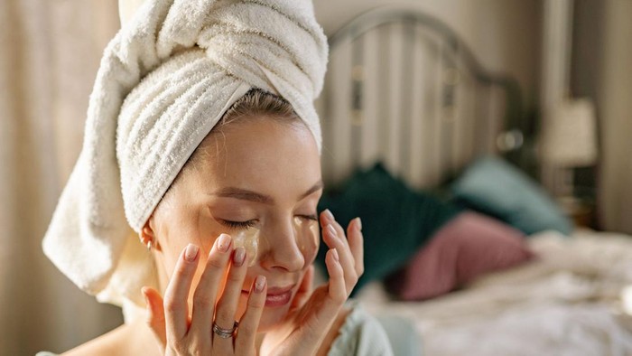 6 Kebiasaan Sebelum Tidur yang Bikin Tampil Segar dan Glowing di Pagi Hari