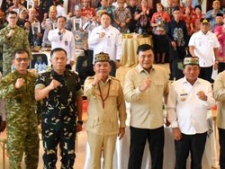 Menko Polkam Tinjau Karhutla Tumbang Nusa, Dorong Sinergi Pusat-Daerah