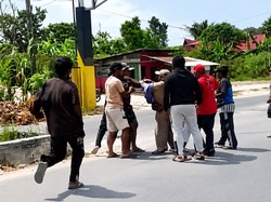 Pembeli BBM Subsidi Nyaris Baku Hantam Saat Antre di SPBU Sungai Tendang