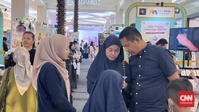Pengunjung CNN Indonesia Islamic Travel Connect 2026 menilai ajang tersebut memudahkan masyarakat memperoleh informasi sekaligus memilih penyelenggara perjalanan ibadah umrah yang resmi dan terpercaya.