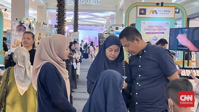 Pengunjung CNN Indonesia Islamic Travel Connect 2026 menilai ajang tersebut memudahkan masyarakat memperoleh informasi sekaligus memilih penyelenggara perjalanan ibadah umrah yang resmi dan terpercaya.