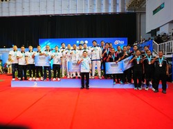 Kapolri Tutup Turnamen Bulu Tangkis Kapolri Cup 2026