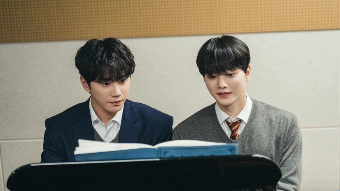 Lee Jun Young dan Song Kang Bersaing Jadi Pianis di Drakor Four Hands, Two Sonatas