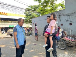 Tetangga Ayah yang Diduga Telantarkan Anak Sebut Ibunya Minta Settingan