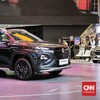 Suzuki Fronx SGX Hybrid Kuro yang dirilis pada Sabtu (1/8) di GIIAS 2026 ditempatkan sebagai varian teratas Fronx seharga Rp333,8 juta.