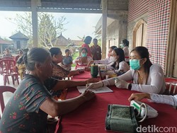 Peringati Tumpek Krulut, Warga Tabanan Antusias Ikuti Cek Kesehatan Gratis