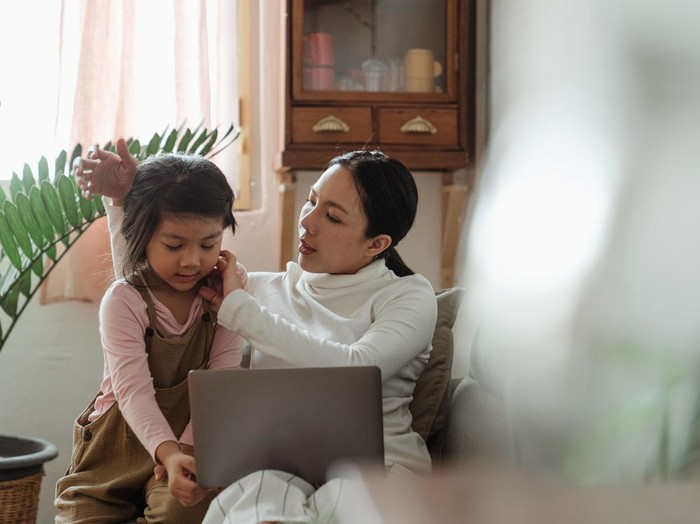 3 Kalimat Diucap Orang Tua yang Membentuk Mental Tangguh Anak Menurut Pakar