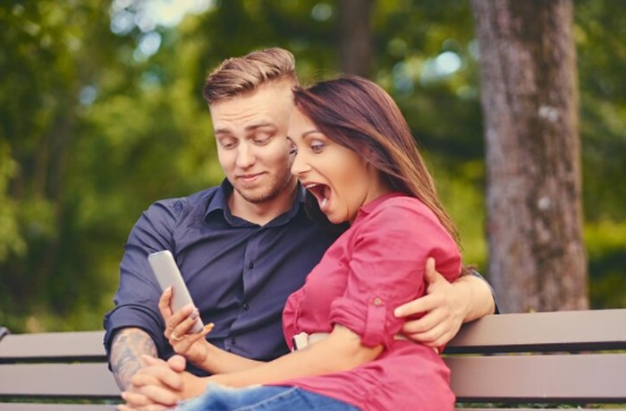 Hubungan yang sehat tidak selalu tentang siapa yang benar atau menang dalam perdebatan. Terkadang, mengalah dalam hal kecil justru menjadi bentuk kepedulian terhadap pasangan./ Foto: magnific.com/fxquadro