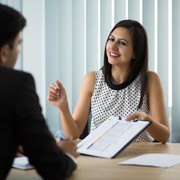5 Skill yang Tak Bisa Digantikan AI Menurut CEO LinkedIn
