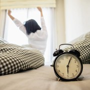 7 Kebiasaan Orang yang Bangun pada Waktu yang Sama Tanpa Alarm