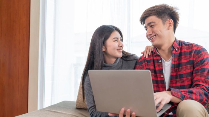 7 Pertanyaan untuk Mengetahui Pola Pikir Pasangan Soal Finansial Tanpa Tanya Gaji