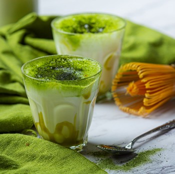 Mengenal Perbedaan Matcha dan Green Tea, Jangan Sampai Salah!