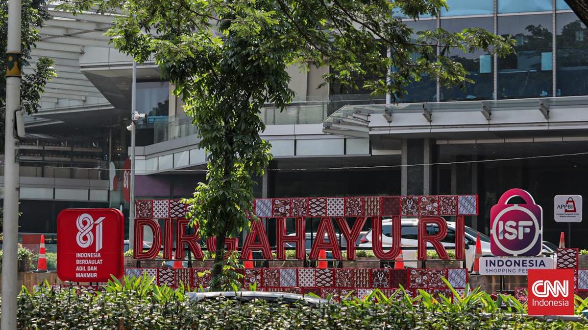 Penampakan Pagar Tinggi Depan Mal Kota Kasablanka yang Sudah Dicopot