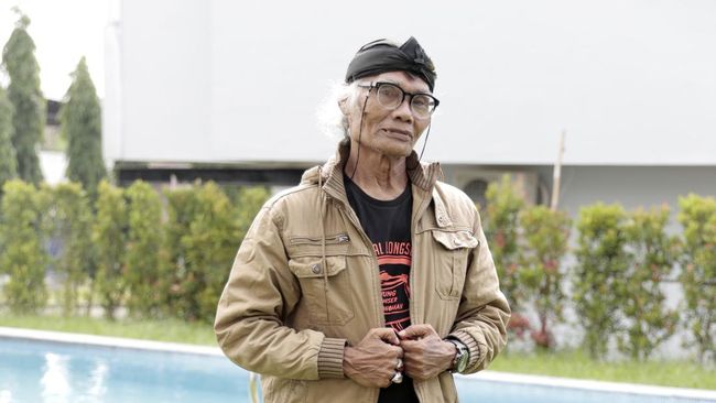Aktor senior Zainal Abidin atau yang dikenal sebagai Diding Boneng