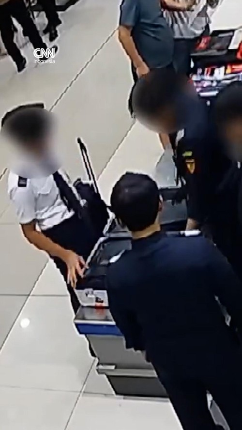 Detik-detik Pilot Maskapai Malaysia Ditangkap Bawa Sabu