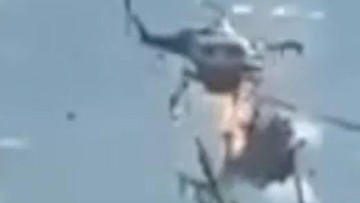 Detik-detik Tabrakan Dua Helikopter saat Padamkan Kebakaran Hutan
