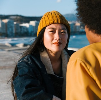 Merasa Selalu Mengalah dalam Pertemanan? Kenali Tanda One-Sided Friendship dan Cara Mengatasinya