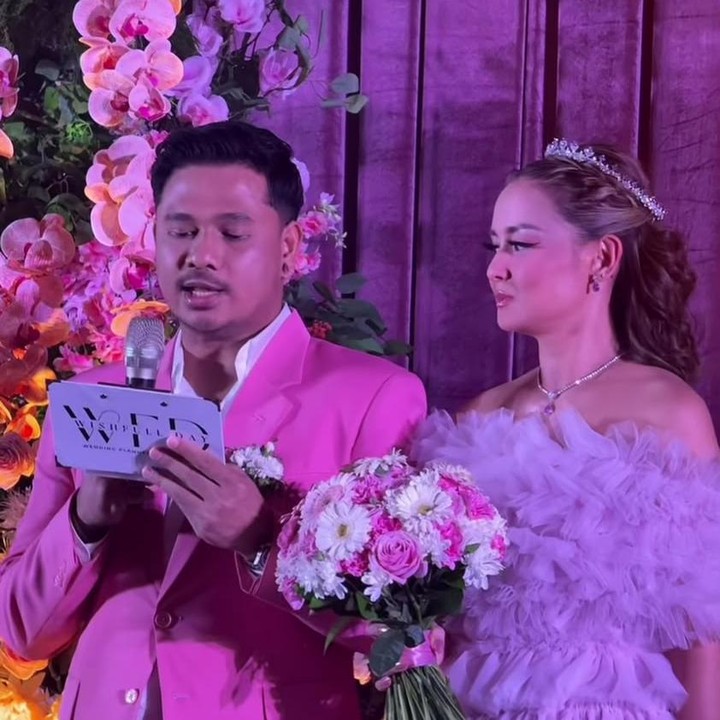 <p>Sebelum melangkah ke jenjang pernikahan, pasangan ini telah bertunangan lebih dulu pada Januari 2026 usai menjalin hubungan sebagai sepasang kekasih sejak pertengahan 2025, Bunda.&nbsp;(Foto: Instagram @joannaalexandra)</p>