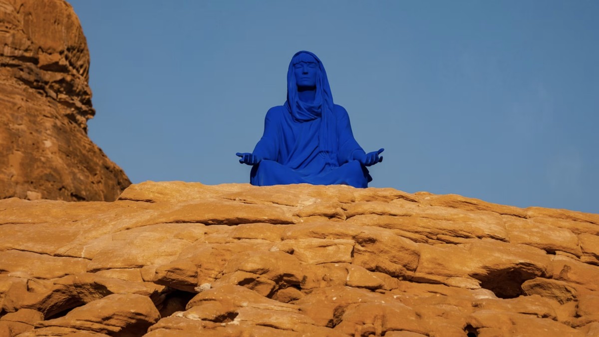 Arab Saudi Geger "Berhala Biru" di Madinah, Ini Penampakannya