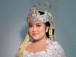 Cucu Megawati Diah Lupita Menikah, Tampil Glamour dengan Kebaya Eddy Betty