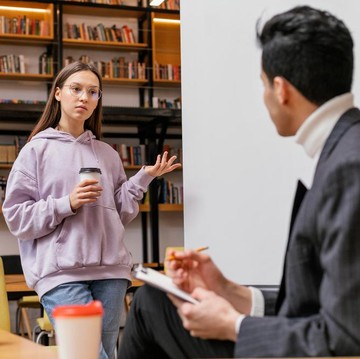 3 'Top-tier' Pertanyaan Basa-basi Paling Melelahkan Bagi Gen Z