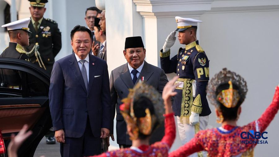 Upacara penyambutan kenegaraan kunjungan Perdana Menteri Thailand Anutin Charnvirakul digelar di Istana Merdeka, Jakarta Pusat, Senin (3/8/2026). (REUTERS/Willy Kurniawan)