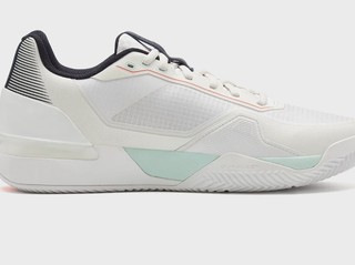 Main Tenis dan Padel Bergantian? Sepatu Ini Klaim Bisa Dipakai Dua Duanya