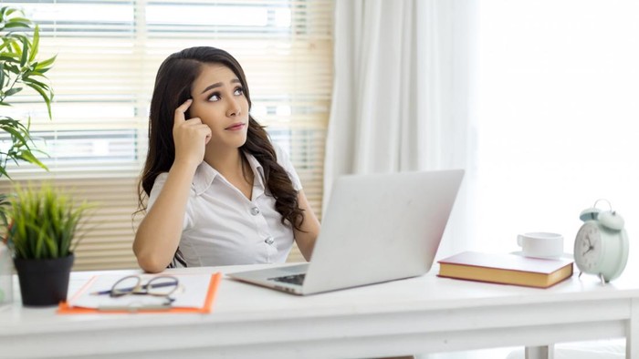 5 Cara Beristirahat di Tengah Hari Kerja yang Super Sibuk