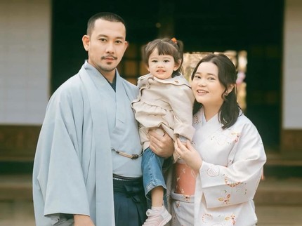 Olivia Allan Cerita Suka Duka Ajak Biel Naik Pesawat 6,5 Jam ke Shanghai