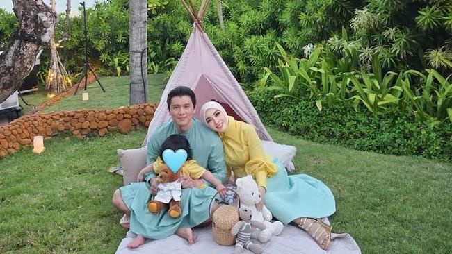 Potret Perayaan Ulang Tahun Baby R Anak Syahrini di Bali, Dapat Kado Lagu dari Ibunda