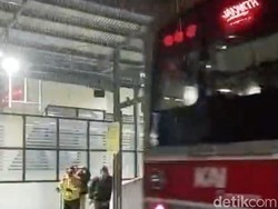 Penjelasan BMKG soal Hujan di Jakarta Usai Berminggu-minggu Kering