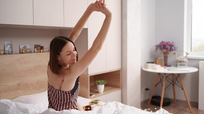 4 Ciri Kepribadian Orang yang Lebih Menyukai Pagi Tenang dan Santai