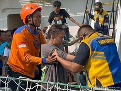 Kisah Keluarga 2 Anak Terpisah di Laut Saat KM Mutiara Sentosa Terbakar
