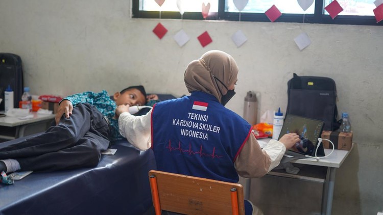Skrining Penyakit Jantung Rematik &lpar;PJR&rpar; yang digagas Yayasan Jantung Indonesia &lpar;YJI&rpar; hadir di Kabupaten Bekasi