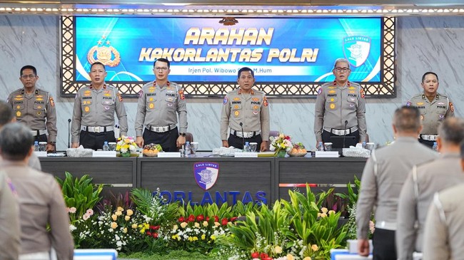 Direktur Penegakan Hukum (Dirgakkum) Korps Lalu Lintas (Korlantas)  Kombes Pol. Dr. I Made Agus Prasatya