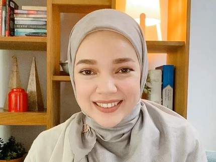 Cerita Dewi Sandra Berhenti dari Dunia Hiburan hingga Pilih Hijrah Usai Ibunda Meninggal