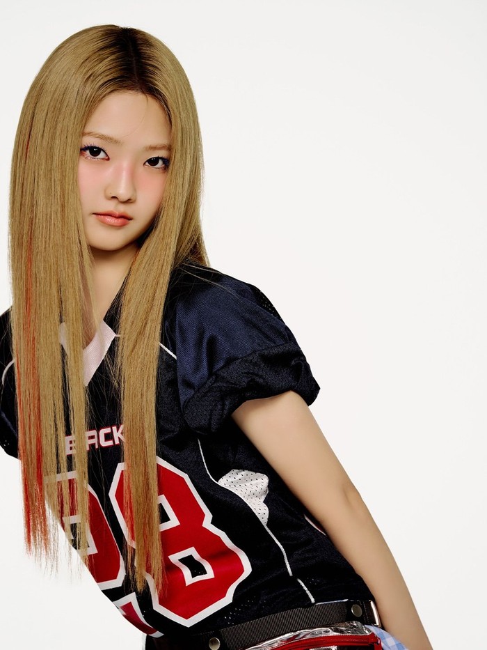 Di casting lewat DM Instagram, Seohee adalah member tertua TUIDE kelahiran 2006. Sebelum bergabung dengan PLEDIS Entertainment pada 2022, ia sempat menjadi trainee JYP Ent., PocketDol Studio, dan EightPrime Entertainment./ Foto: instagram.com/tuide_abd