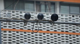 Korps Lalu Lintas (Korlantas) Polri mencatat ada 16.812 pelanggaran terkait pelat nomor yang terekam sistem Electronic Traffic Law Enforcement (ETLE) atau tilang elektronik selama Januari hingga Juli tahun ini.