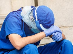 Pakar: Burn Out Tak Boleh Jadi Pembenaran Kasus Viral Dokter-Nakes Hina Pasien BPJS