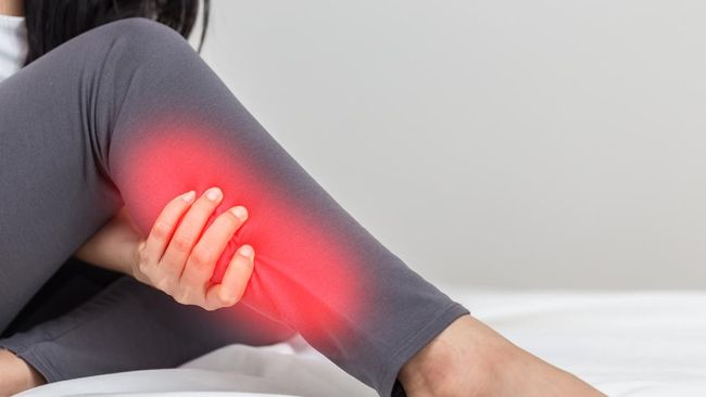Kaki Kram saat Tidur di Malam Hari? Ini 7 Penyebab yang Sering Tidak Disadari dan Cara Mengatasinya