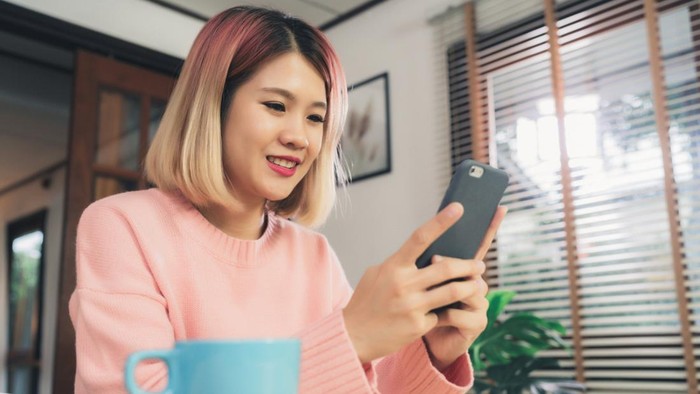 3 Cara Mengenali Orang Berempati Tinggi dari Kebiasaan Main Medsos
