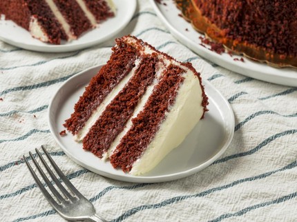 5 Resep Kue Merah Putih Spesial untuk HUT Kemerdekaan RI