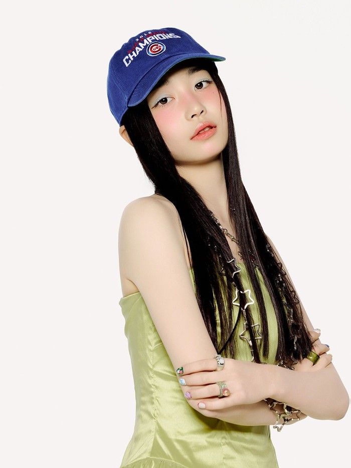 Merupakan kelahiran tahun 2010, Saki menjadi satu-satunya member TUIDE yang berasal dari Jepang. Sama dengan Seohee, Saki bergabung dengan PLEDIS Entertainment sekitar tahun 2022-2023./ Foto: instagram.com/tuide_abd