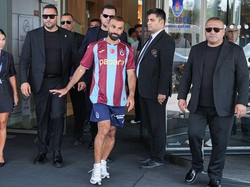 Salah Pakai Nomor 10 di Trabzonspor
