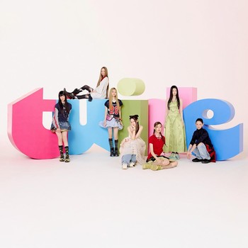 Potret 7 Member TUIDE, Girl Group Pertama dari Label Baru ABD yang Segera Debut