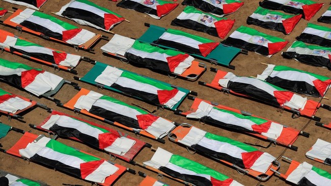 Pemakaman 112 Jenazah yang Baru Ditemukan di Reruntuhan Gaza