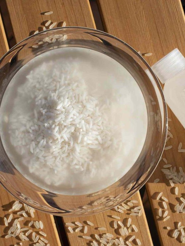 3 Manfaat Air Beras untuk Perawatan Rambut Sehat dan Kuat/Foto: Pinterest/ Health
