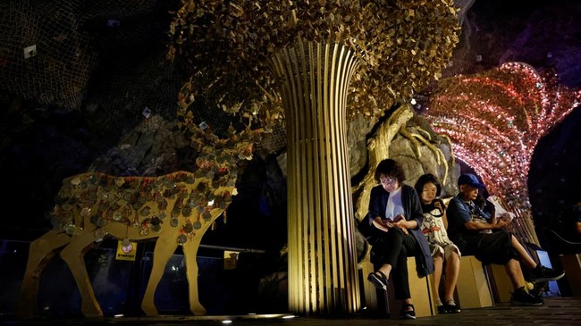 Gua Gwangmyeong Jadi Tempat Ngadem dari Gelombang Panas